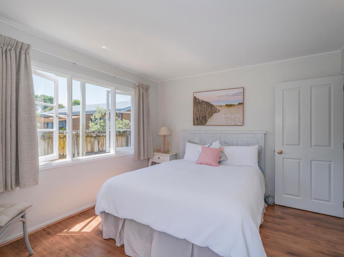 The Doll'S House - Whitianga Holiday Home Bagian luar foto