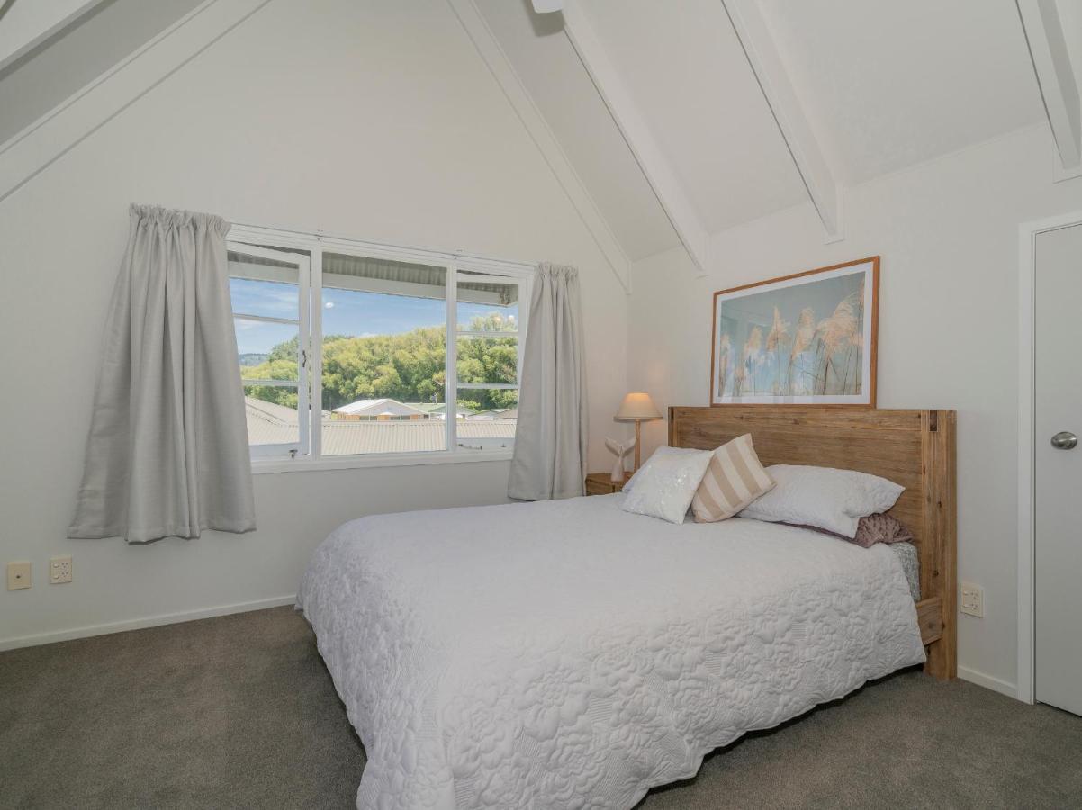 The Doll'S House - Whitianga Holiday Home Bagian luar foto